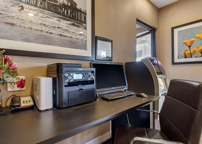 Comfort Inn & Suites Huntington Beach
