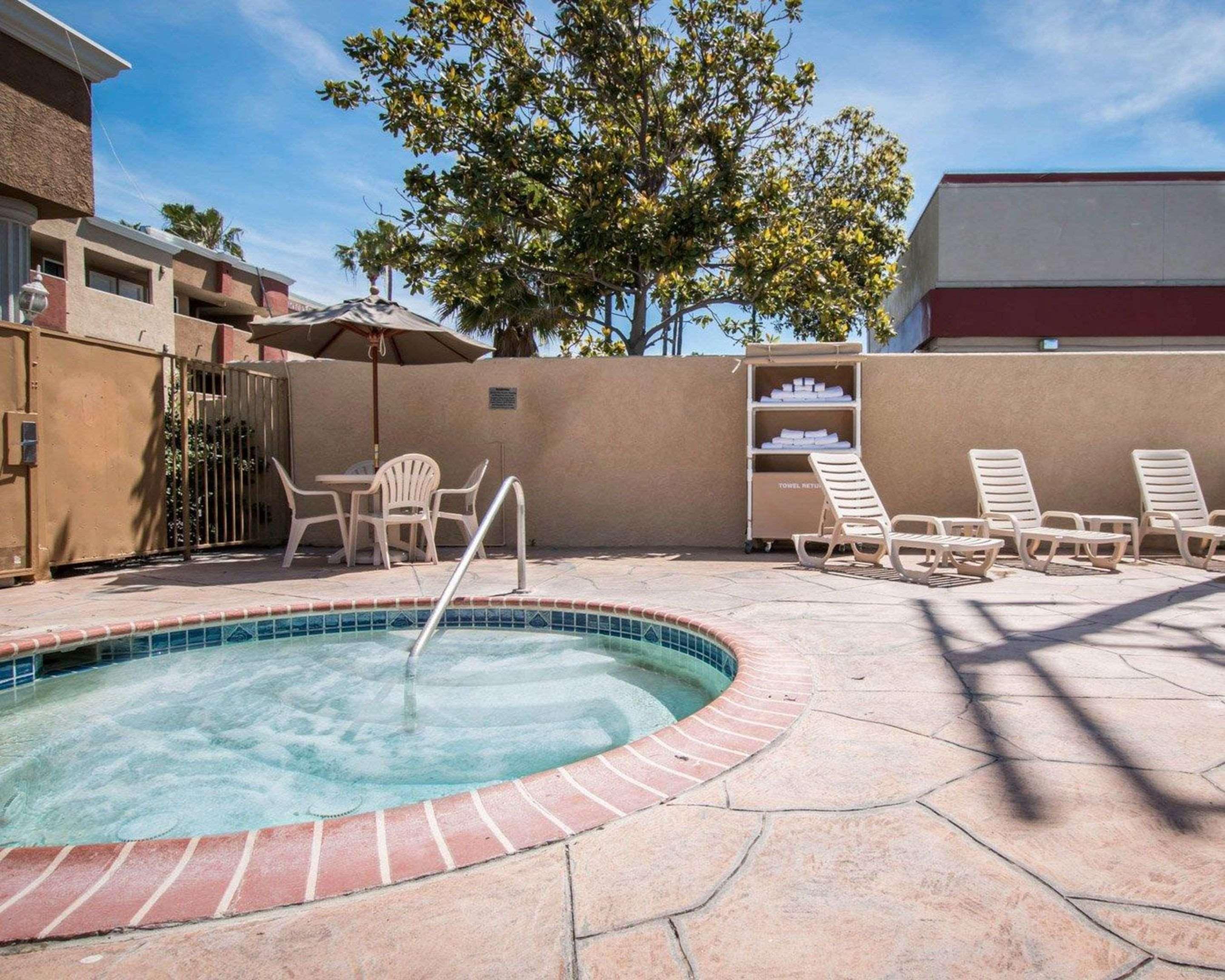 Comfort & Huntington Hotel 3*