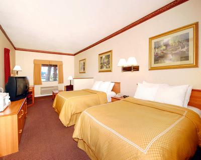 Hotel Comfort & Huntington 3*