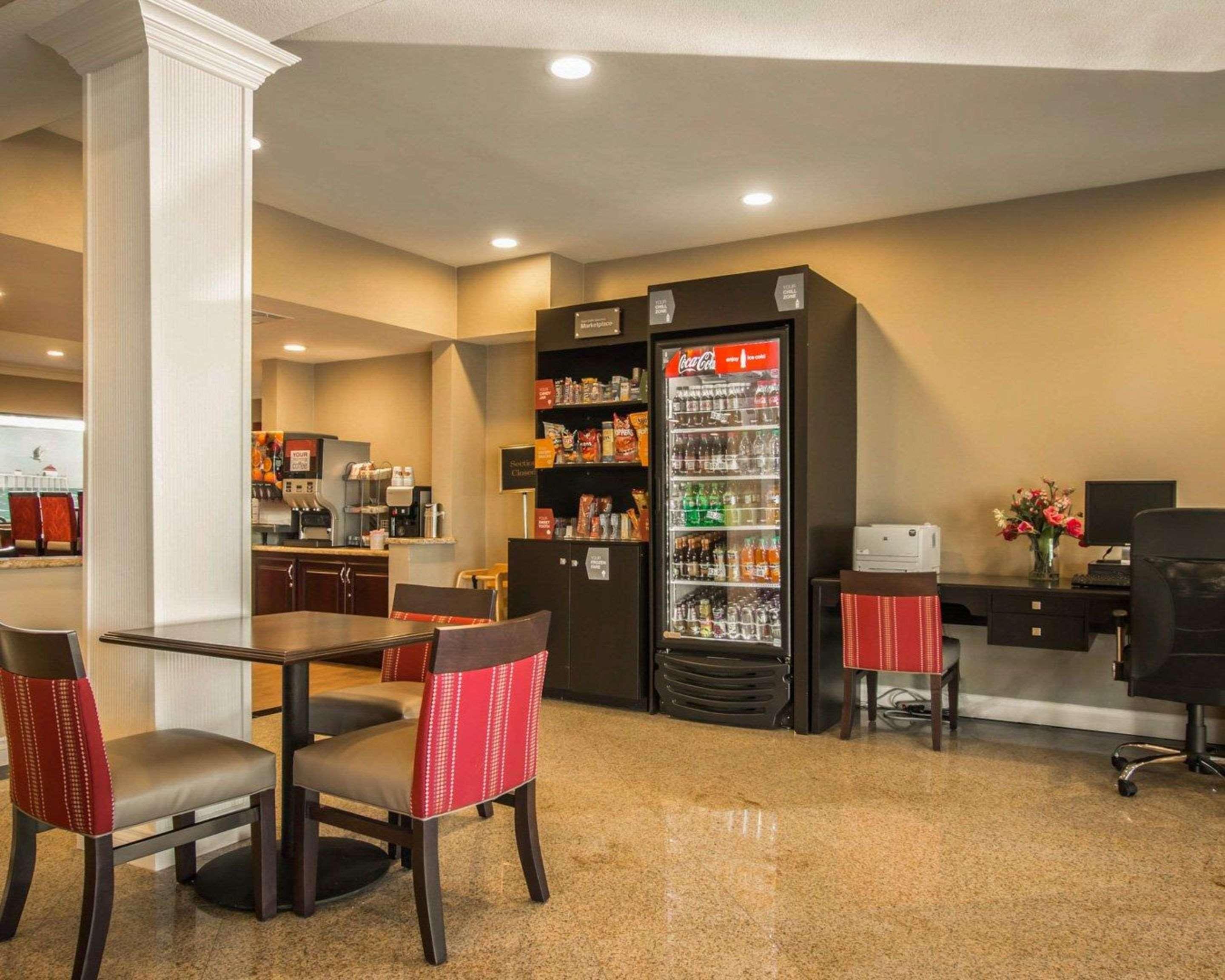 Comfort & Huntington Hotel