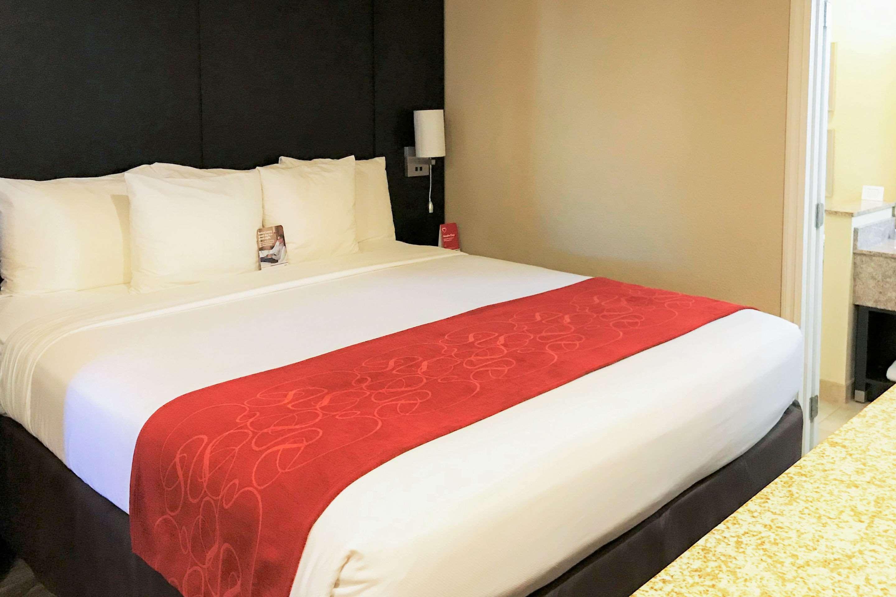 Comfort & Huntington Hotel